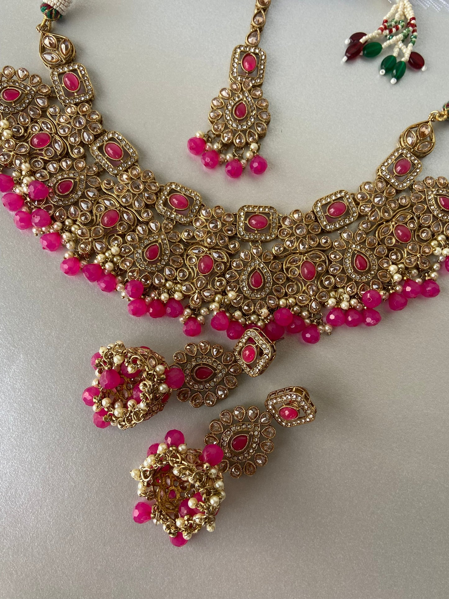 Polki necklace - hot pink