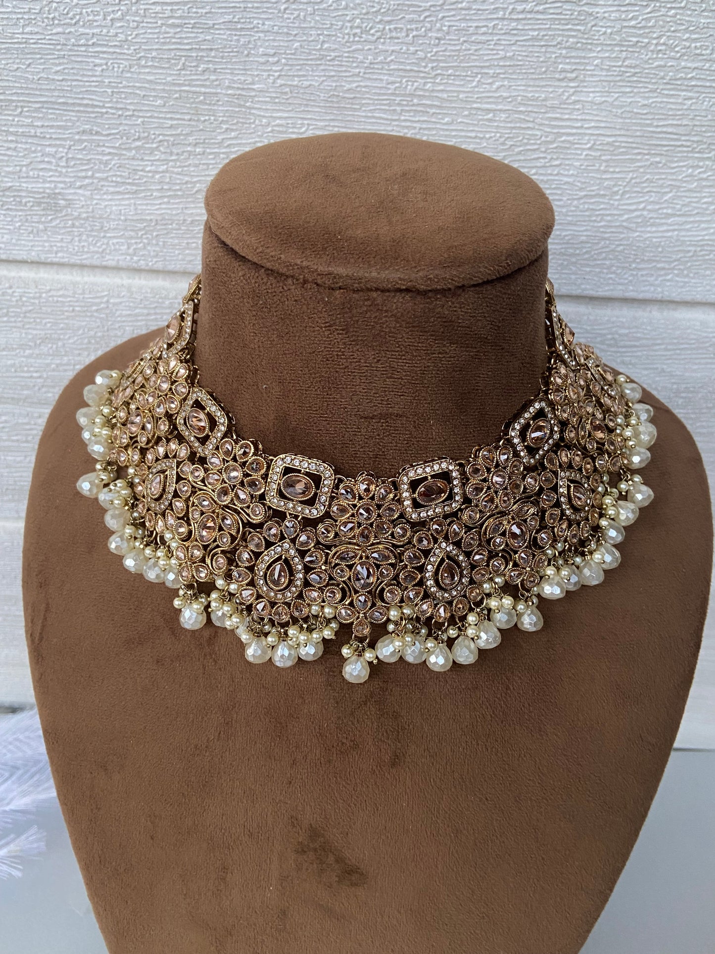 Polki necklace- golden