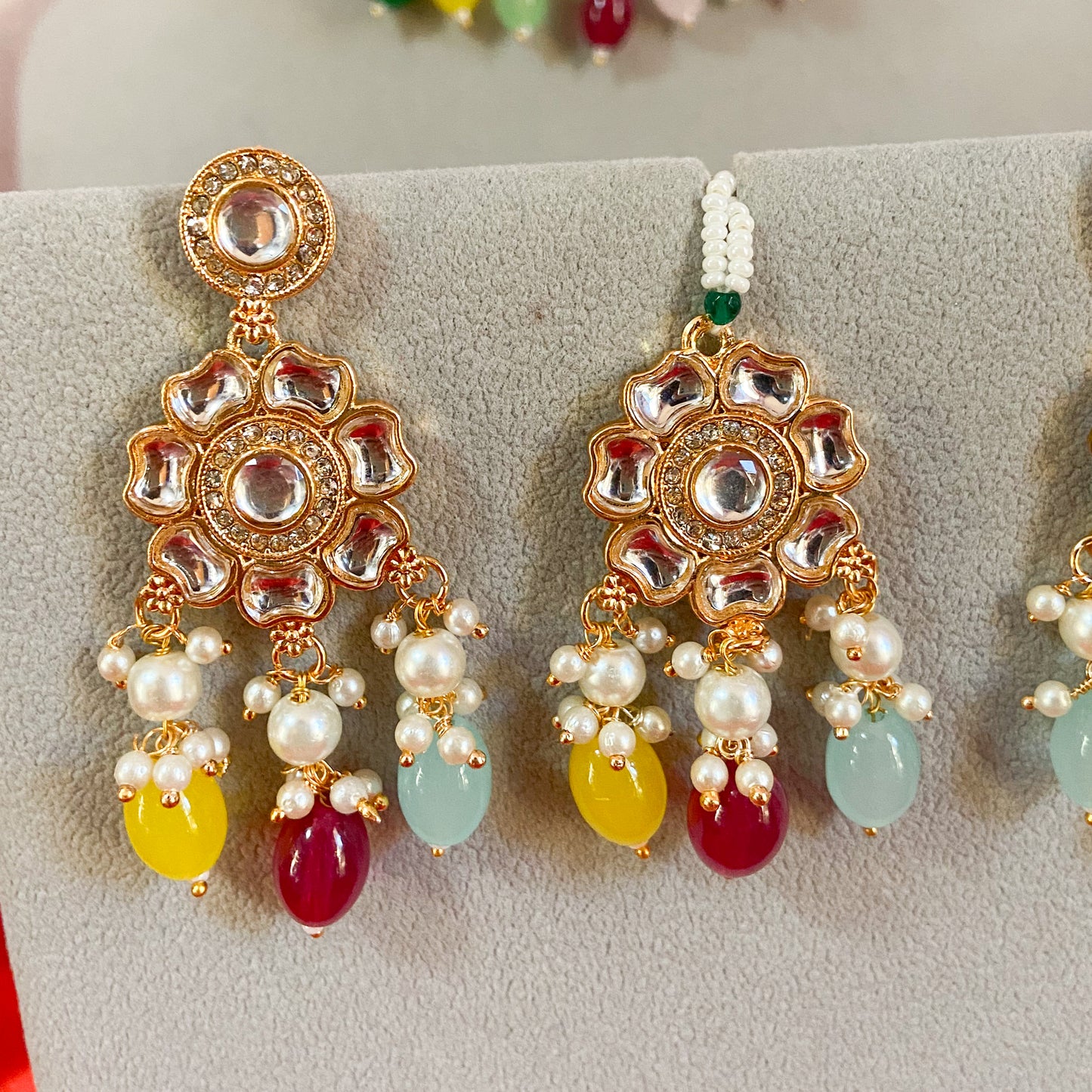 Kundan necklace- multi