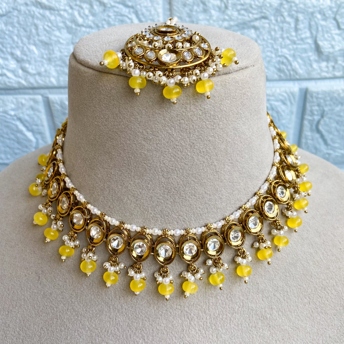 Tyani sleek necklace- yellow