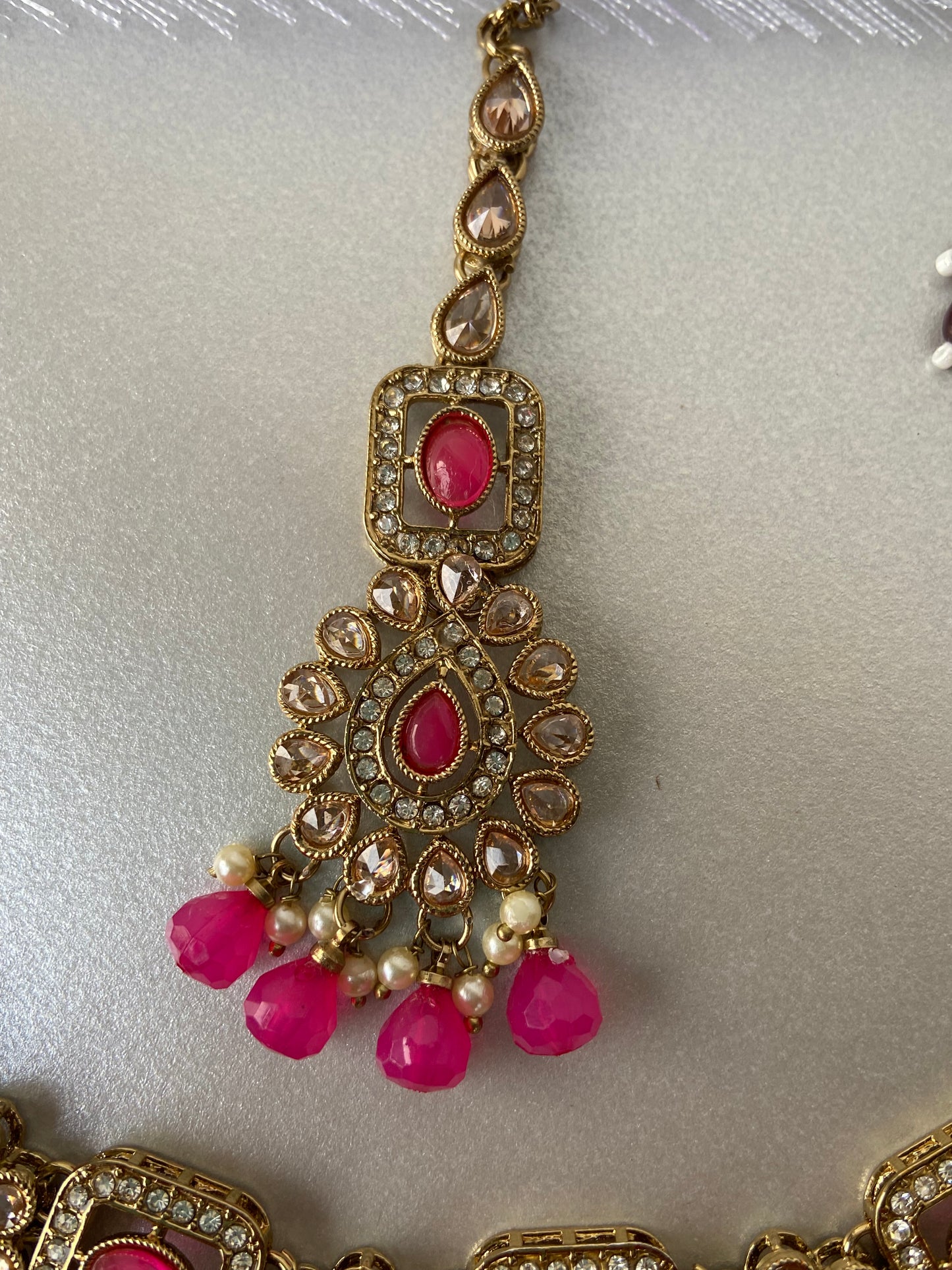 Polki necklace - hot pink